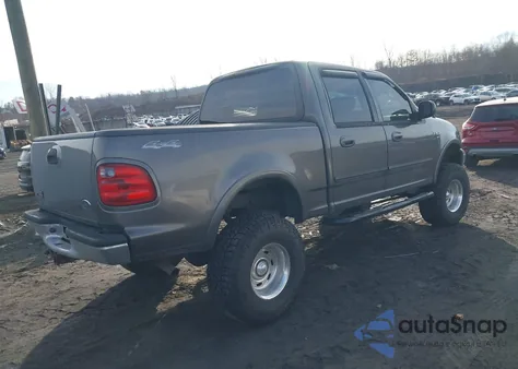 2002 Ford F-150 Lariat/Xlt from USA, damaged, VIN 1FTRW08602KC54779
